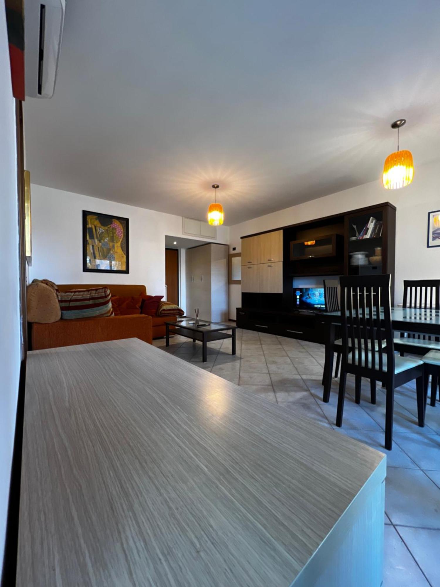 Prada Wifi-netflix-air Conditioning Apartamento *